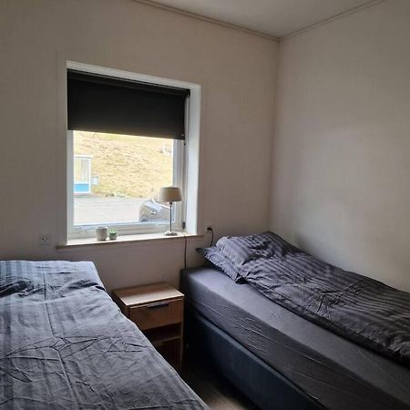 Апартаменты New Flat With Hot Tub - No3 Oyndarfjordur Экстерьер фото